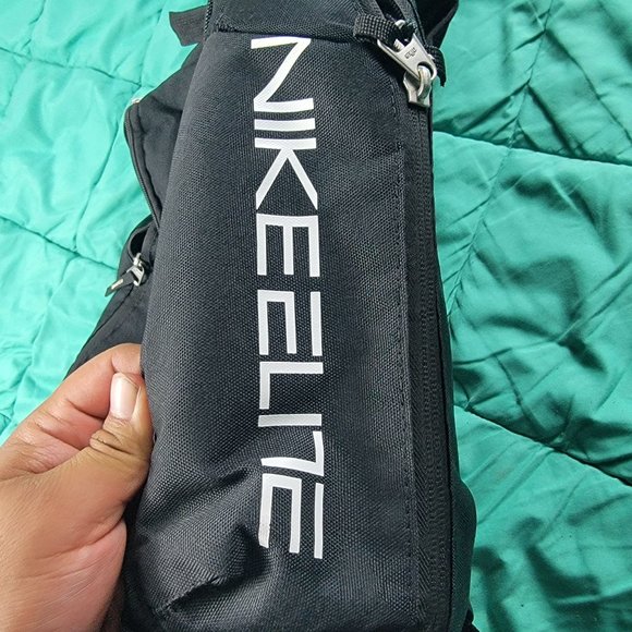 Nike Elite Hoops Black Backpack Saddleback Gauchos Travel Sports Casual - Picture 3 of 9